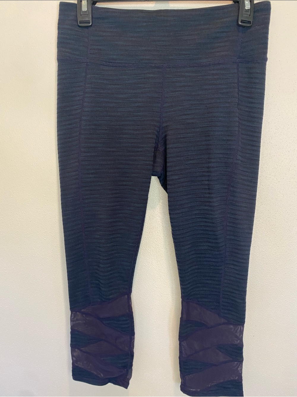 Athleta Cropped Active Leggings Women’s Medium